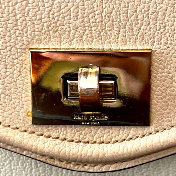 Kate Spade Walter Place Nikki Crossbody Clutch Bag - Picture 3 of 12